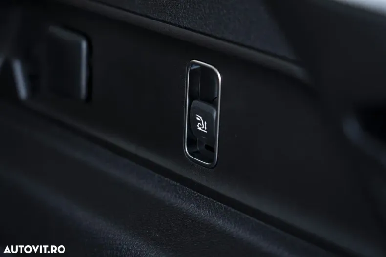 Mercedes-Benz GLE din 2025 cu 1 km - oferta MER166063 - foto 31