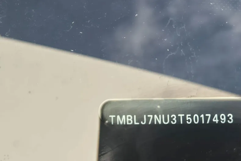 Skoda Karoq din 2025 cu 1.526 km - oferta SKO166073 - foto 26