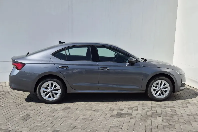 Skoda Octavia din 2025 cu 2.077 km - oferta SKO166077 - foto 6