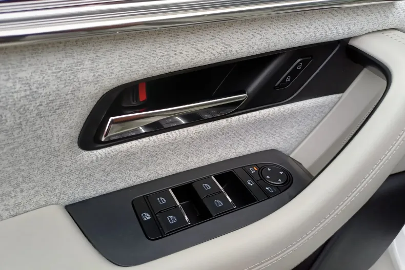 Mazda CX-60 din 2024 cu 12.216 km - oferta MAZ166080 - foto 22