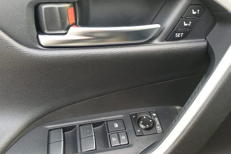 Toyota RAV4 din 2020 cu 46.500 km - oferta TOY166081 - foto 13