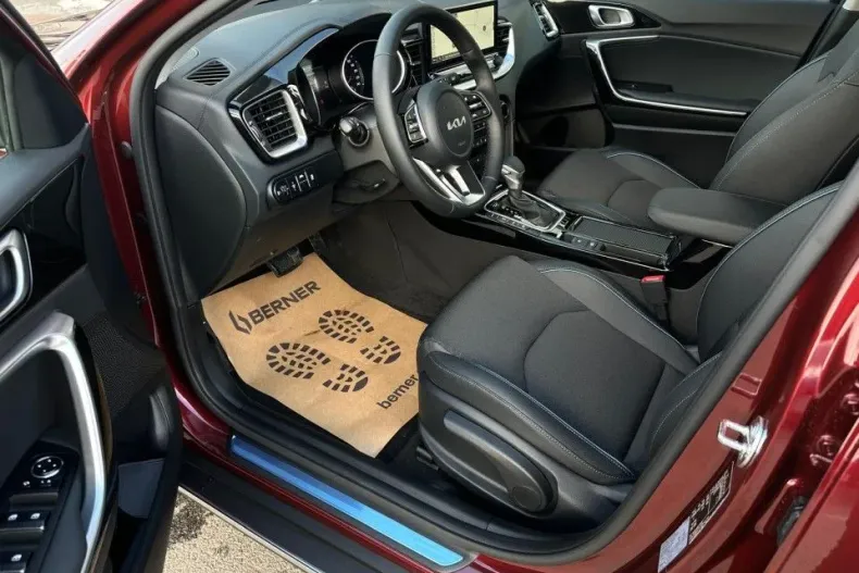 Kia XCeed din 2025 cu 1 km - oferta KIA166082 - foto 8