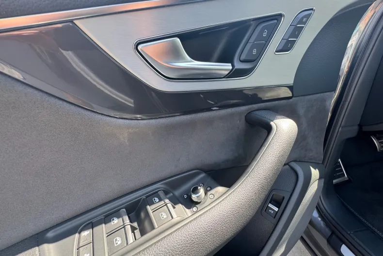 Audi Q7 din 2019 cu 173.800 km - oferta AUD166086 - foto 7