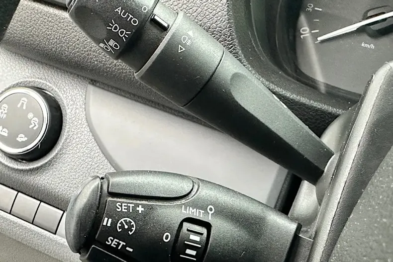 Opel Vivaro din 2021 cu 149.800 km - oferta OPE166088 - foto 13