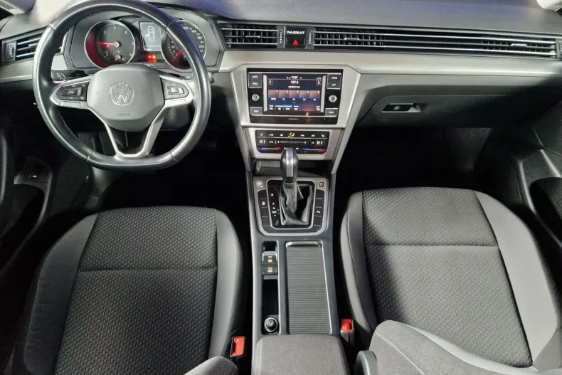 Volkswagen Passat din 2021 cu 152.892 km - oferta VOL166092 - foto 12
