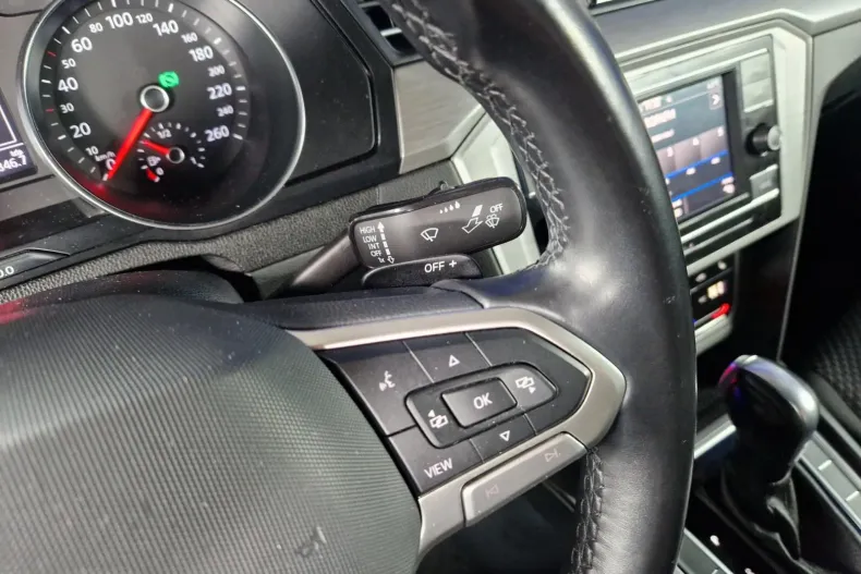 Volkswagen Passat din 2021 cu 152.892 km - oferta VOL166092 - foto 14