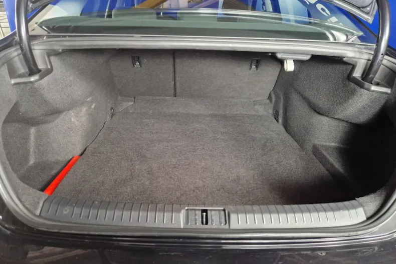 Volkswagen Passat din 2021 cu 152.892 km - oferta VOL166092 - foto 25