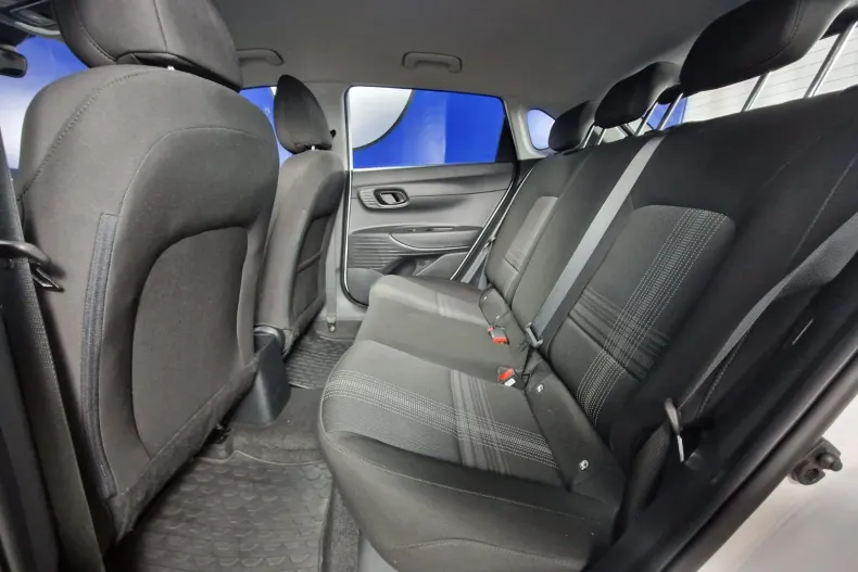 Hyundai i20 din 2020 cu 25.702 km - oferta HYU166093 - foto 25