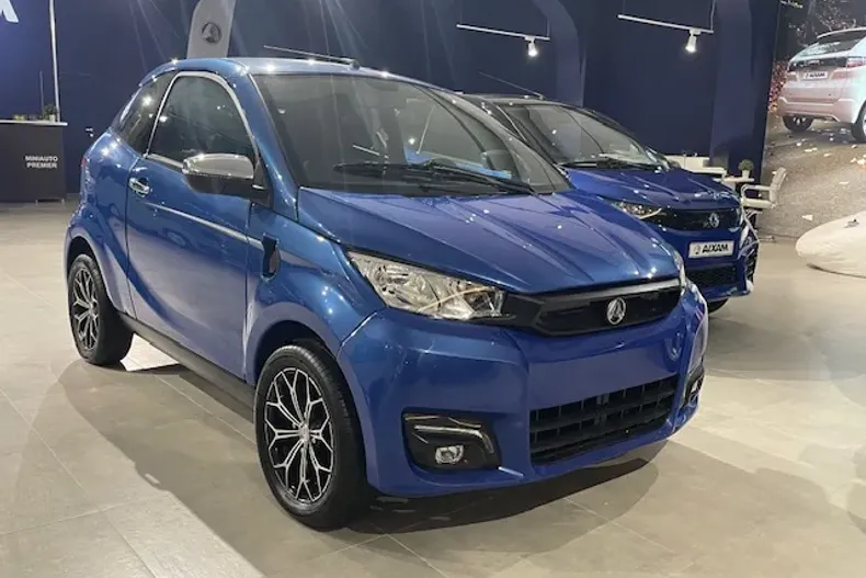 Aixam Coupé din 2022 cu 6.722 km - oferta AIX166099 - foto 3