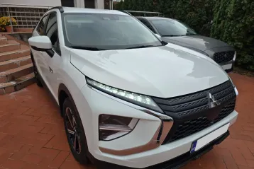Mitsubishi Eclipse Cross din 2022 - oferta MIT166100