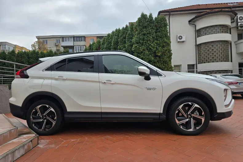 Mitsubishi Eclipse Cross din 2022 cu 82.000 km - oferta MIT166100 - foto 4