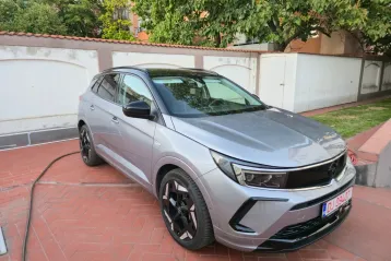 Opel Grandland din 2023 - oferta OPE166101