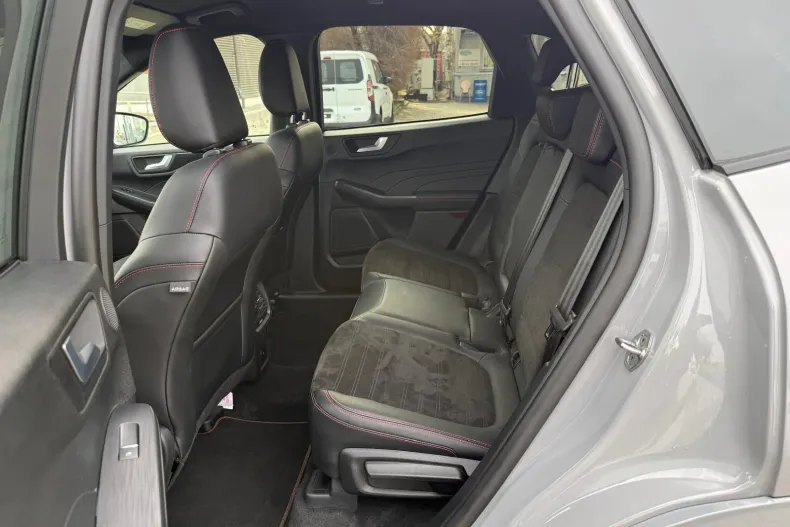 Ford Kuga din 2023 cu 18.500 km - oferta FOR166106 - foto 9