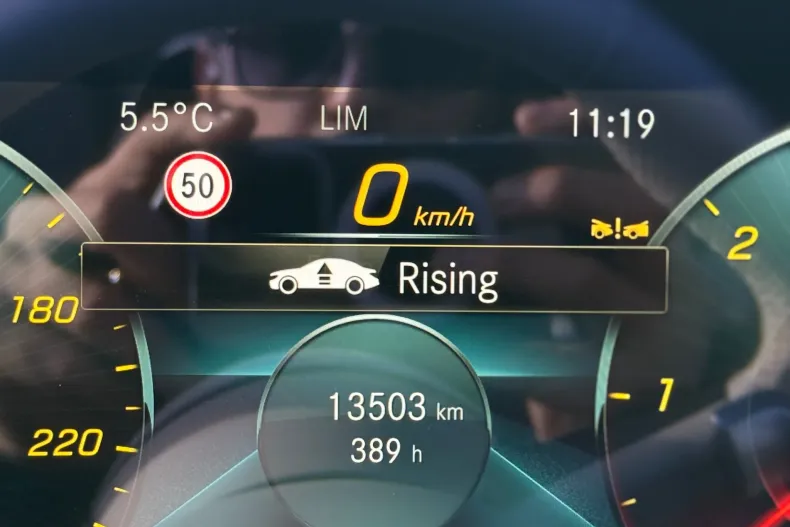 Mercedes-Benz E din 2024 cu 13.503 km - oferta MER166111 - foto 17