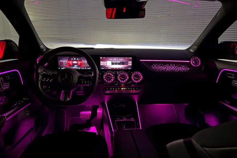 Mercedes-Benz GLA din 2023 cu 27.861 km - oferta MER166113 - foto 5