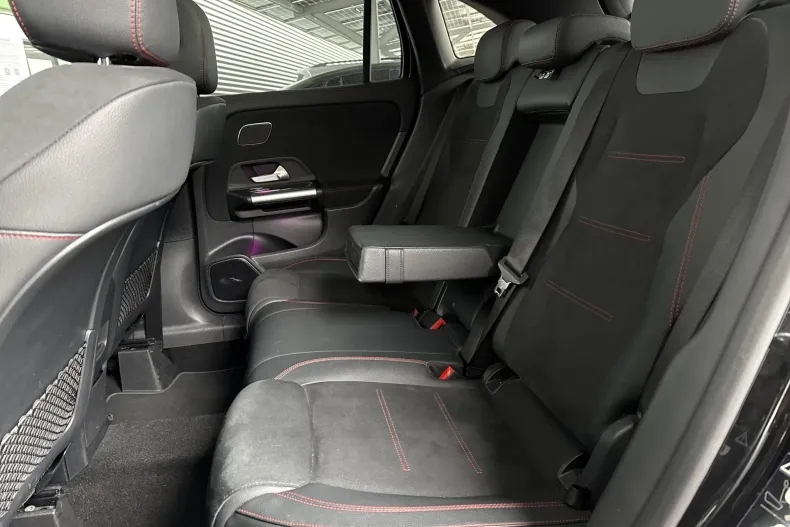 Mercedes-Benz GLA din 2023 cu 27.861 km - oferta MER166113 - foto 22