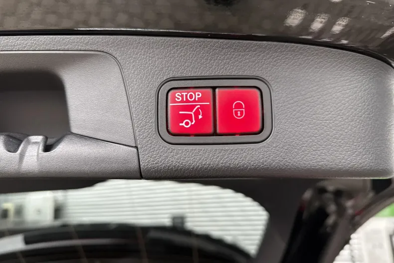 Mercedes-Benz GLA din 2023 cu 27.861 km - oferta MER166113 - foto 29