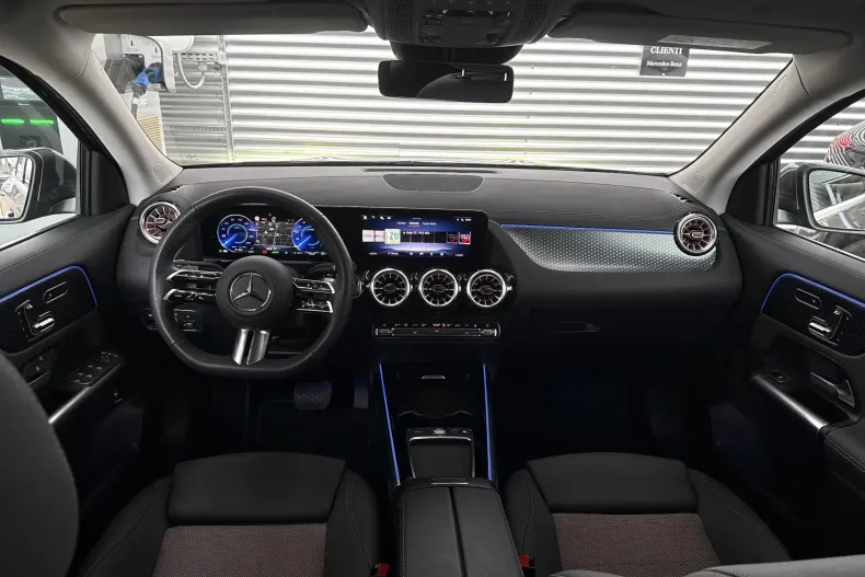 Mercedes-Benz EQA din 2025 cu 3.900 km - oferta MER166114 - foto 6