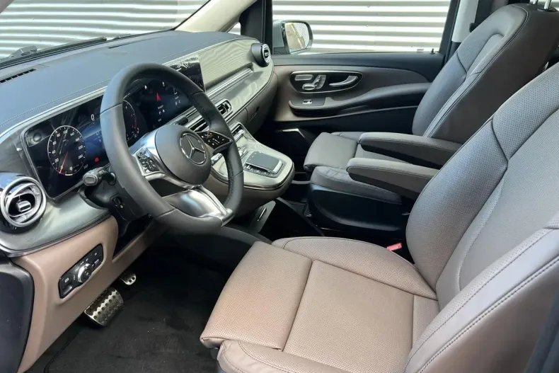 Mercedes-Benz V din 2025 cu 10 km - oferta MER166115 - foto 2
