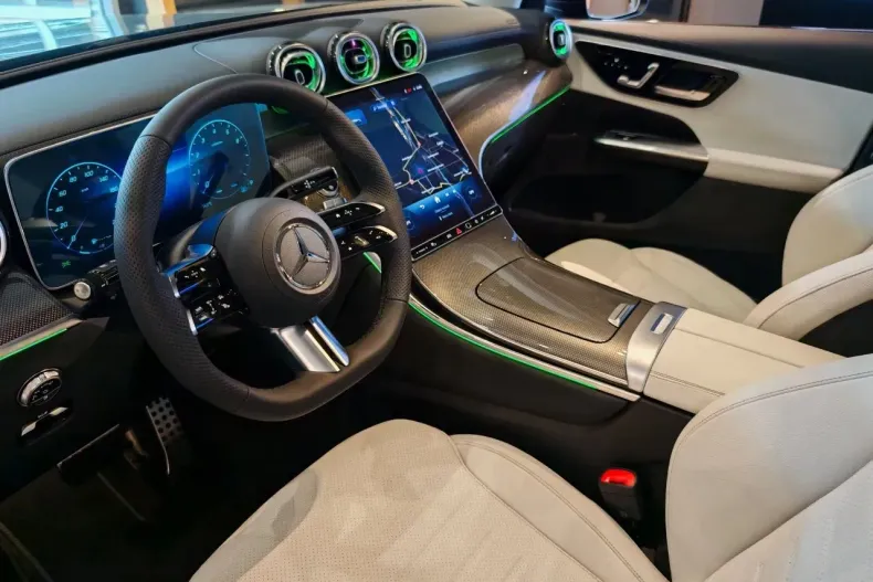 Mercedes-Benz GLC Coupe din 2025 cu 1 km - oferta MER166117 - foto 2