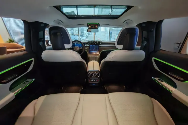 Mercedes-Benz GLC Coupe din 2025 cu 1 km - oferta MER166117 - foto 14