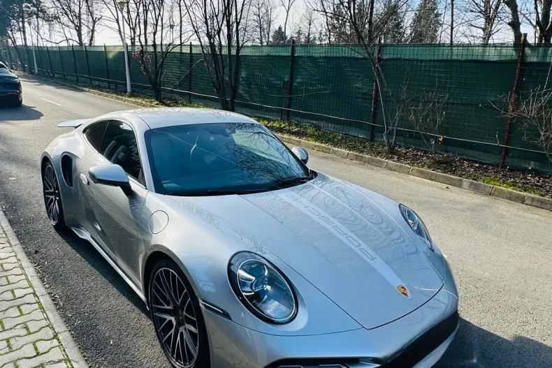 Porsche 911 din 2023 cu 26.300 km - oferta POR166124 - foto 3