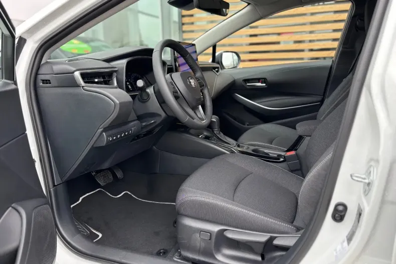 Toyota Corolla din 2025 cu 5 km - oferta TOY166125 - foto 9