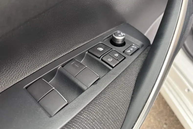 Toyota Corolla din 2025 cu 5 km - oferta TOY166125 - foto 11