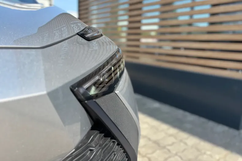 Toyota C-HR din 2025 cu 2.000 km - oferta TOY166129 - foto 8