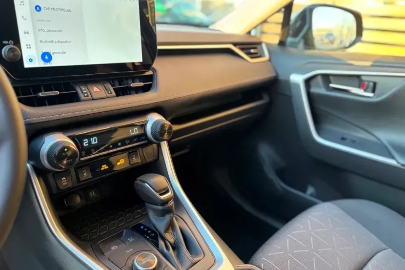 Toyota RAV4 din 2025 cu 5 km - oferta TOY166130 - foto 11