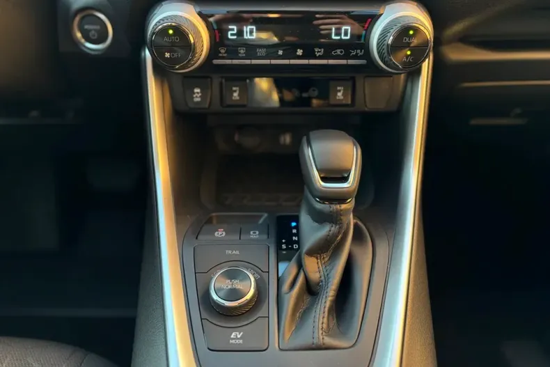 Toyota RAV4 din 2025 cu 5 km - oferta TOY166130 - foto 14