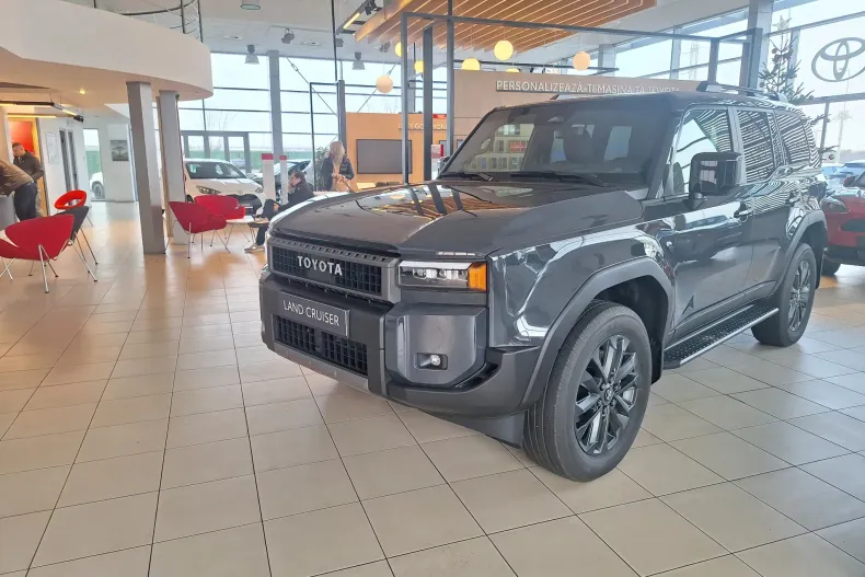 Toyota Land Cruiser 250 din 2025 cu 5 km - oferta TOY166137 - foto 2