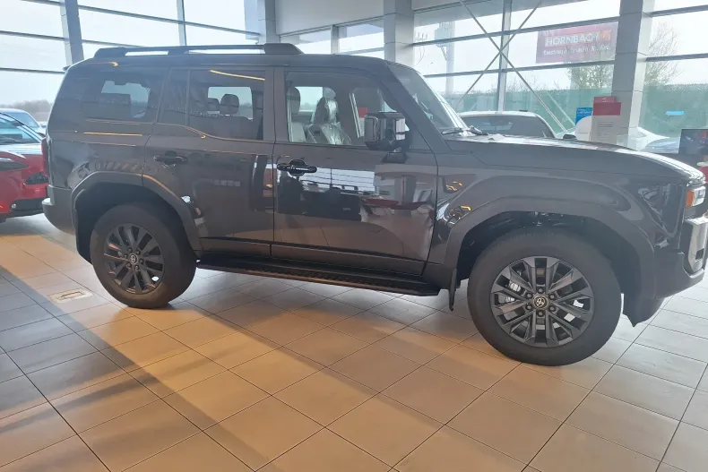 Toyota Land Cruiser 250 din 2025 cu 5 km - oferta TOY166137 - foto 4