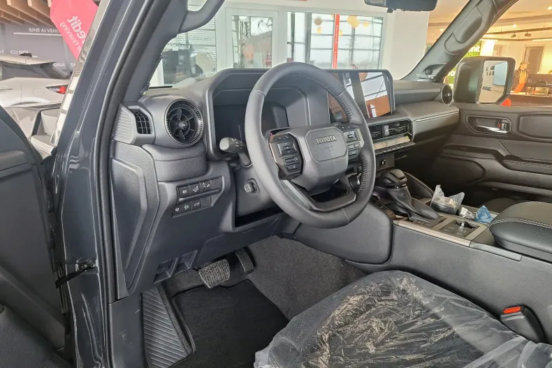 Toyota Land Cruiser 250 din 2025 cu 5 km - oferta TOY166137 - foto 9