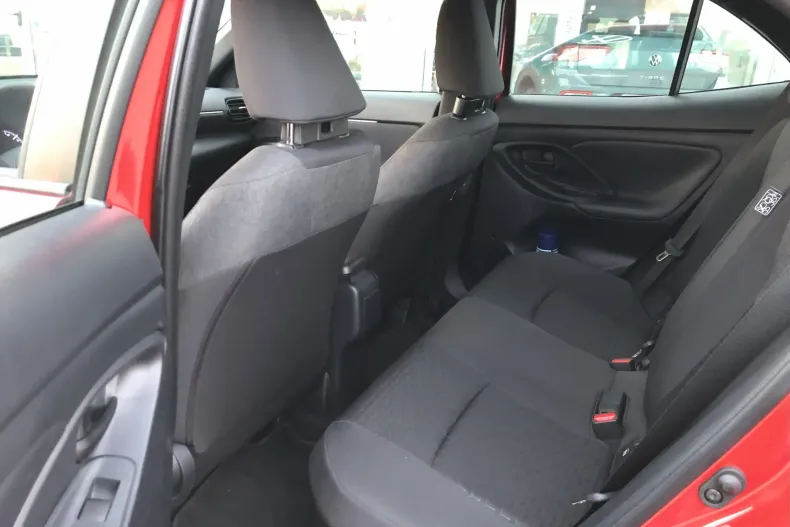 Toyota Yaris Cross din 2023 cu 8.028 km - oferta TOY166141 - foto 11