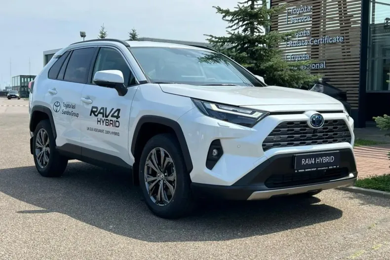 Toyota RAV4 din 2025 cu 7.222 km - oferta TOY166142 - foto 1