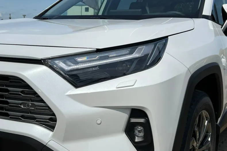 Toyota RAV4 din 2025 cu 7.222 km - oferta TOY166142 - foto 9