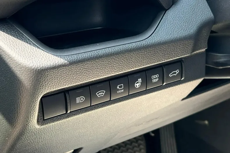 Toyota RAV4 din 2025 cu 7.222 km - oferta TOY166142 - foto 15