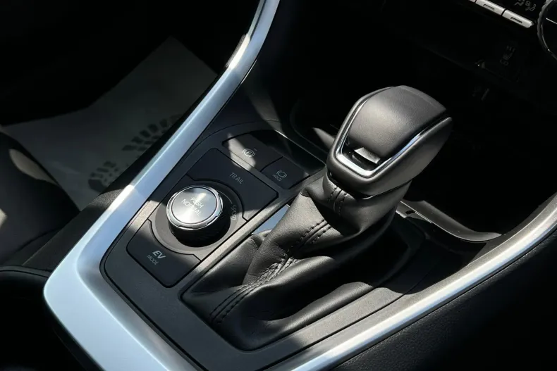 Toyota RAV4 din 2025 cu 7.222 km - oferta TOY166142 - foto 19