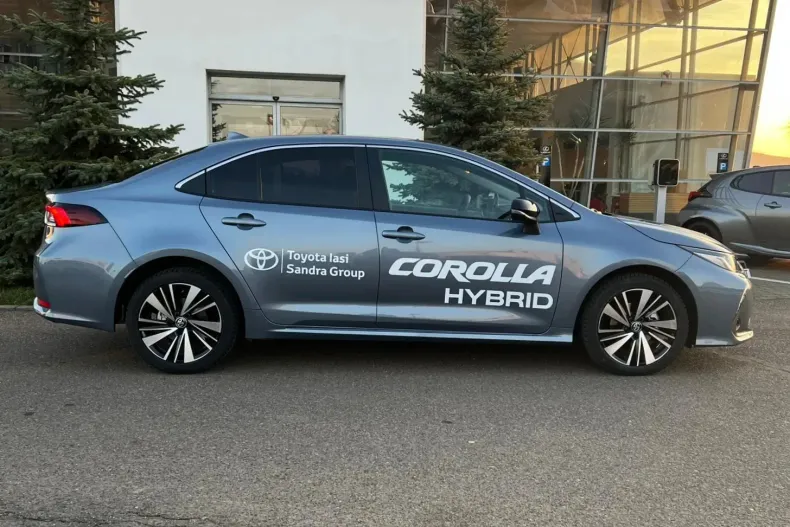 Toyota Corolla din 2025 cu 512 km - oferta TOY166143 - foto 2