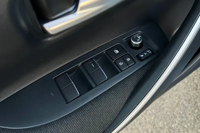 Toyota Corolla din 2025 cu 512 km - oferta TOY166143 - foto 20