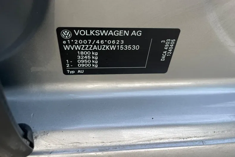 Volkswagen Golf din 2019 cu 149.000 km - oferta VOL166145 - foto 40