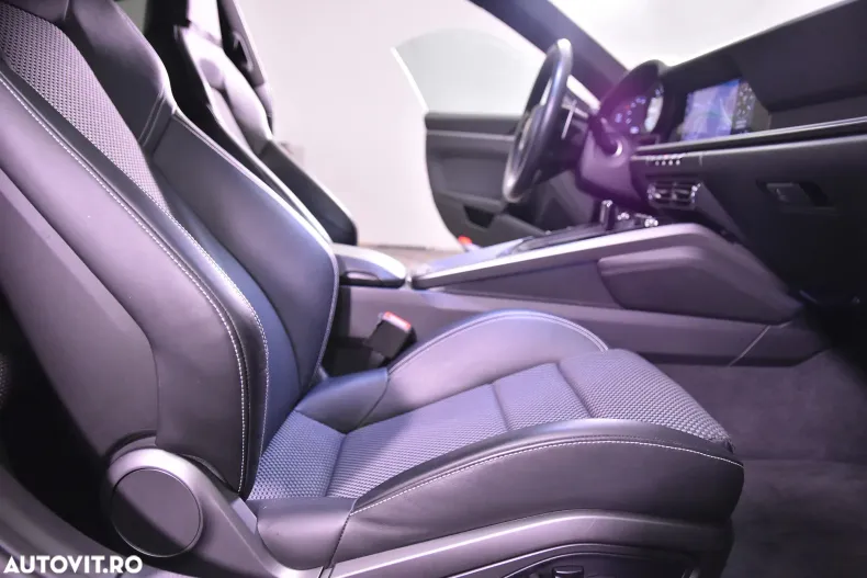 Porsche 911 din 2019 cu 43.954 km - oferta POR166147 - foto 11