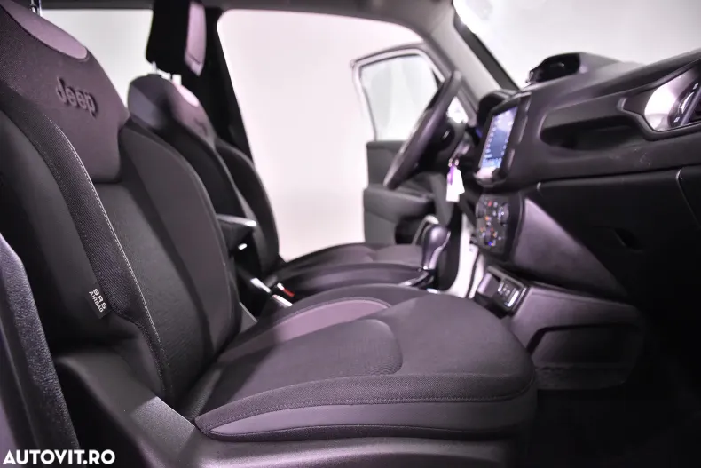 Jeep Renegade din 2023 cu 76.966 km - oferta JEE166152 - foto 11