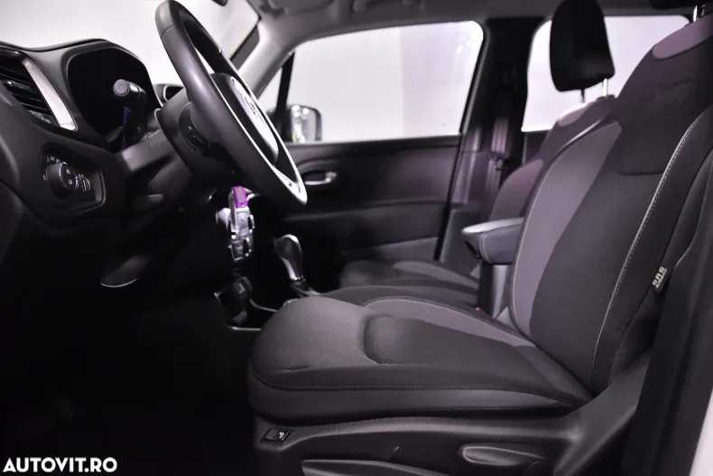 Jeep Renegade din 2023 cu 76.966 km - oferta JEE166152 - foto 21