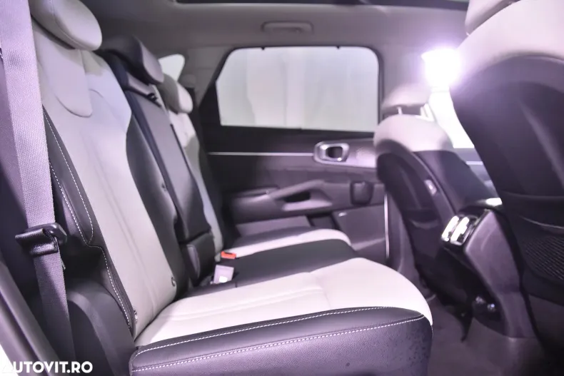 Kia Sorento din 2021 cu 101.076 km - oferta KIA166154 - foto 12
