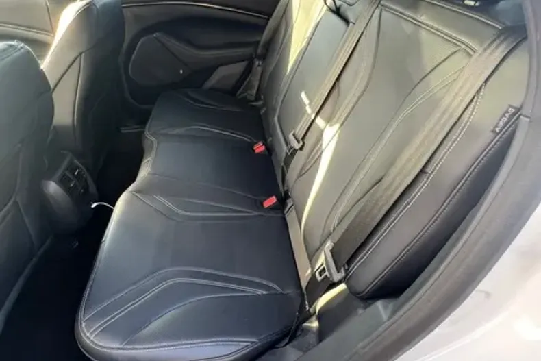 Ford Mustang Mach-E din 2022 cu 35.500 km - oferta FOR166159 - foto 16