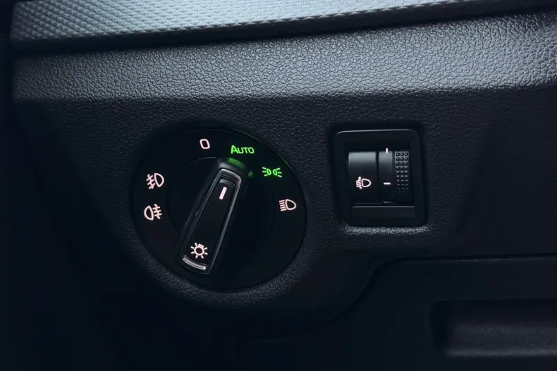 Skoda Scala din 2020 cu 76.000 km - oferta SKO166166 - foto 28