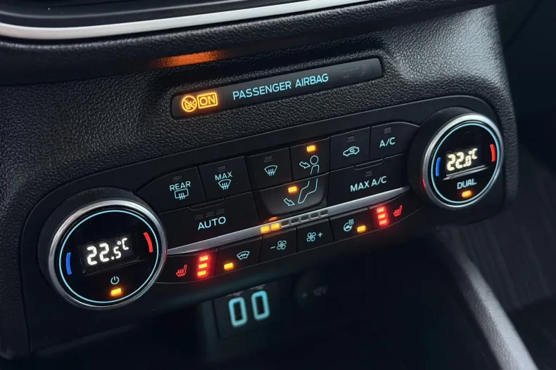 Ford Focus din 2021 cu 80.000 km - oferta FOR166167 - foto 26