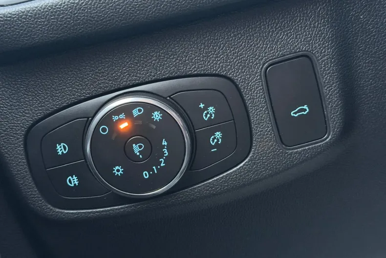 Ford Focus din 2021 cu 80.000 km - oferta FOR166167 - foto 32